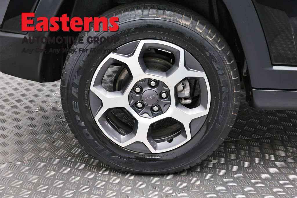 Used 2022 Jeep Compass Trailhawk w/ Trailhawk Elite Group image 33