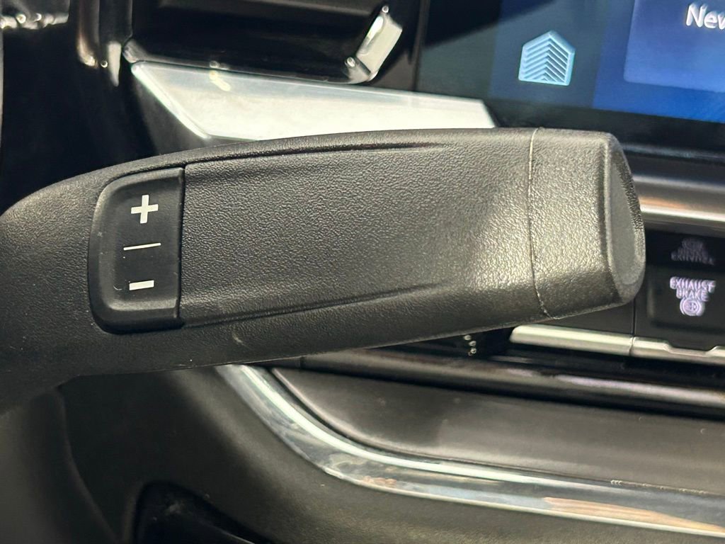 Used 2024 Chevrolet Silverado 2500 High Country w/ High Country Premium Package AWD/4WD image 31