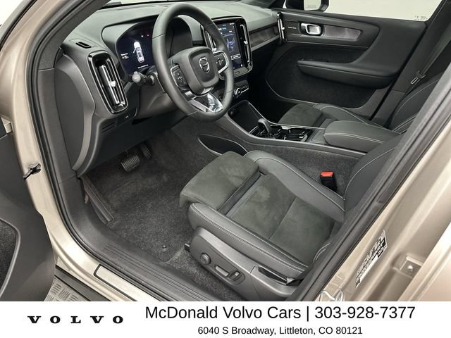 Certified 2023 Volvo XC40 Recharge Ultimate w/ Protection Package Premier AWD/4WD image 11