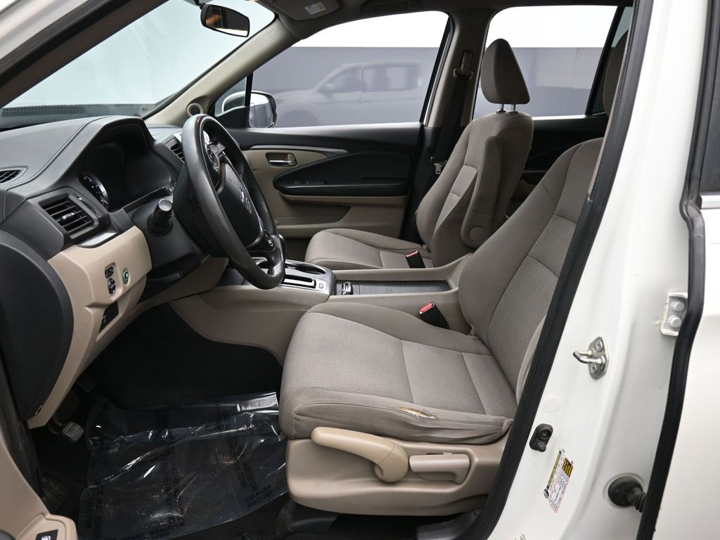 Used 2017 Honda Ridgeline RTS image 33