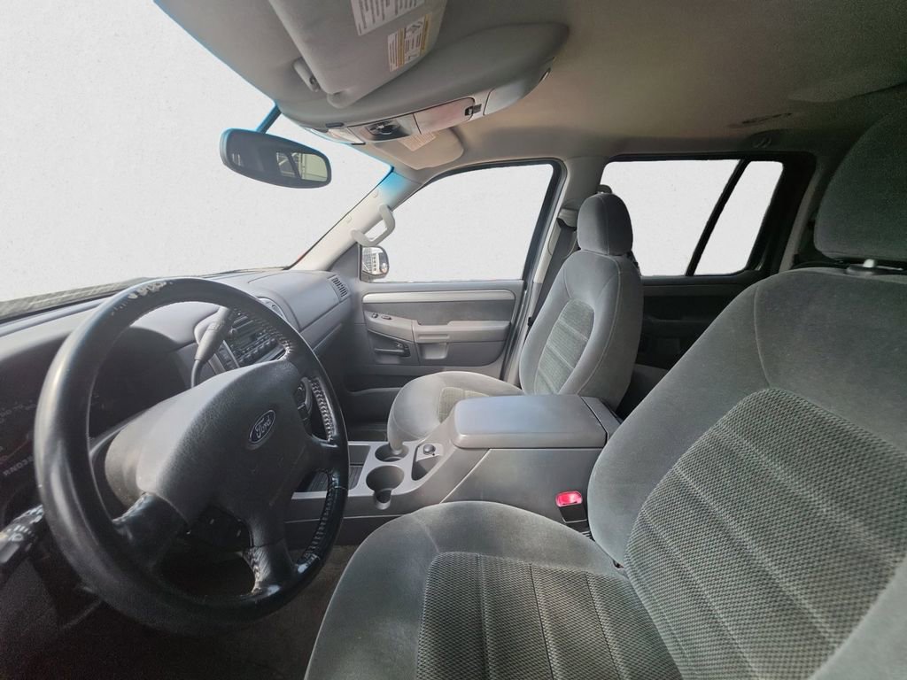 Used 2003 Ford Explorer XLT AWD/4WD image 8