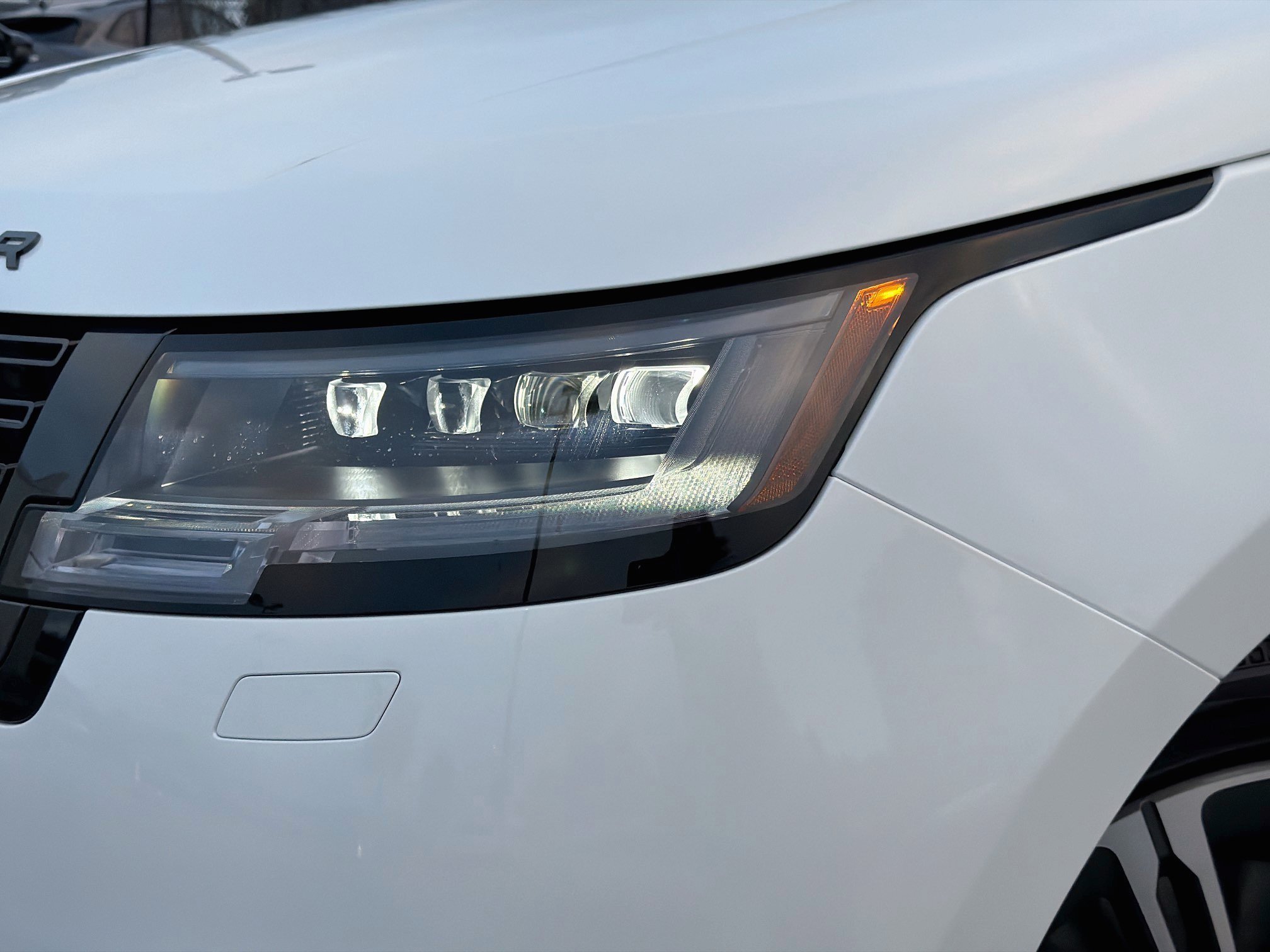 New 2027 Land Rover Range Rover SE AWD/4WD image 9