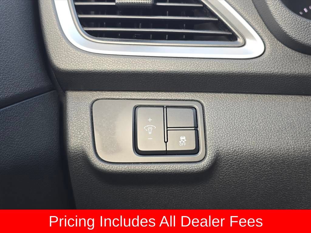 Used 2022 Hyundai Accent SE FWD image 22