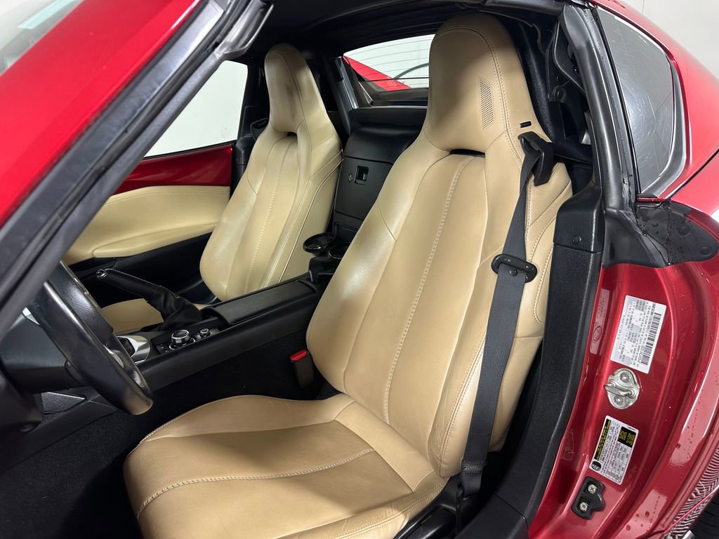 Used 2017 MAZDA MX-5 Miata RF Grand Touring w/ Appearance Package image 12