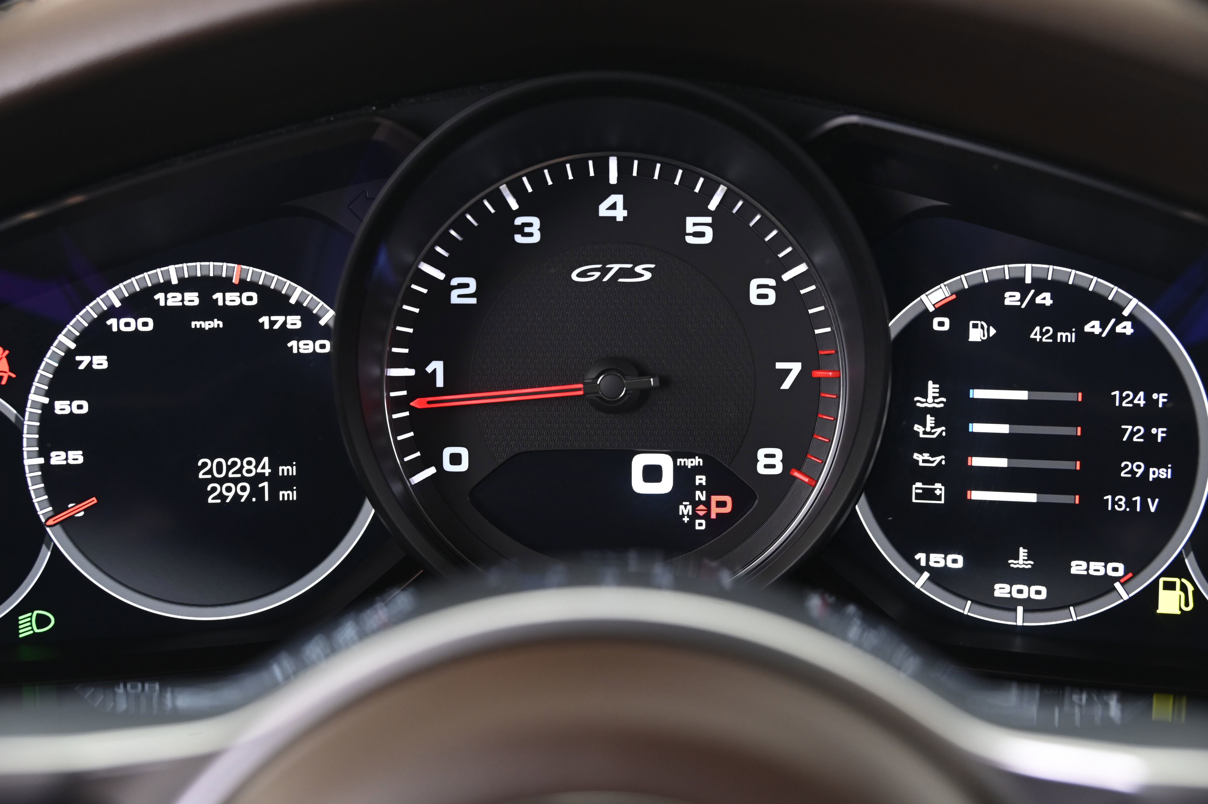 Used 2022 Porsche Cayenne GTS image 37