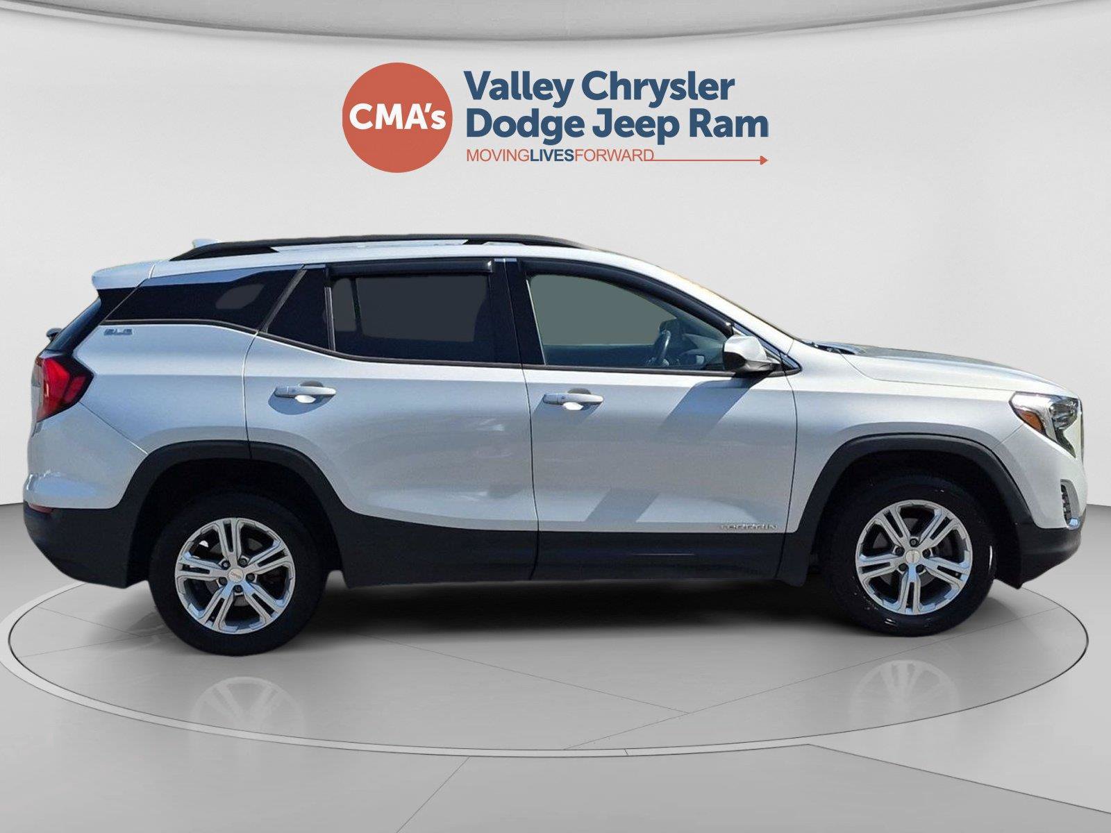 Used 2020 GMC Terrain SLE w/ Driver Convenience Package AWD/4WD image 6