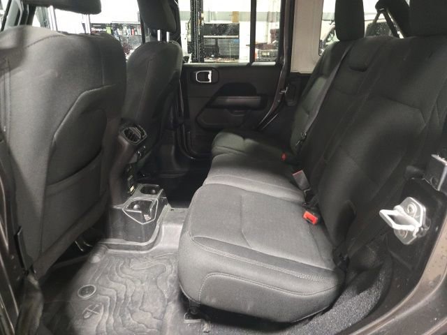 Used 2018 Jeep Wrangler Unlimited Sahara w/ LED Lighting Group image 13