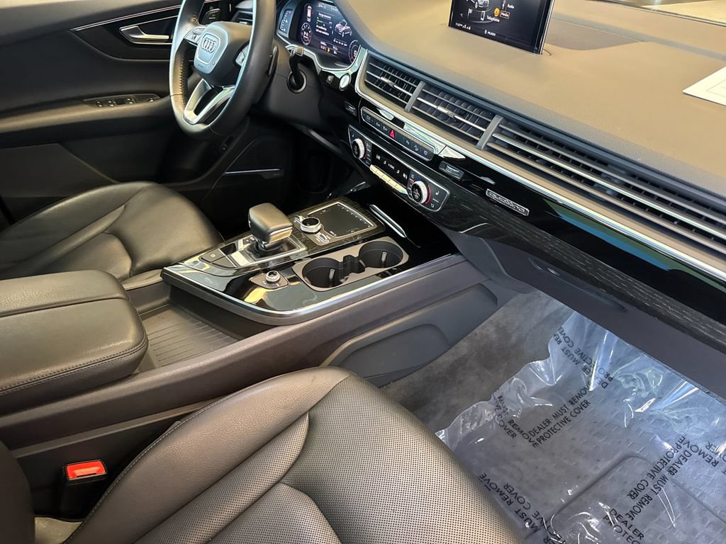 Used 2018 Audi Q7 3.0T Prestige AWD/4WD image 21
