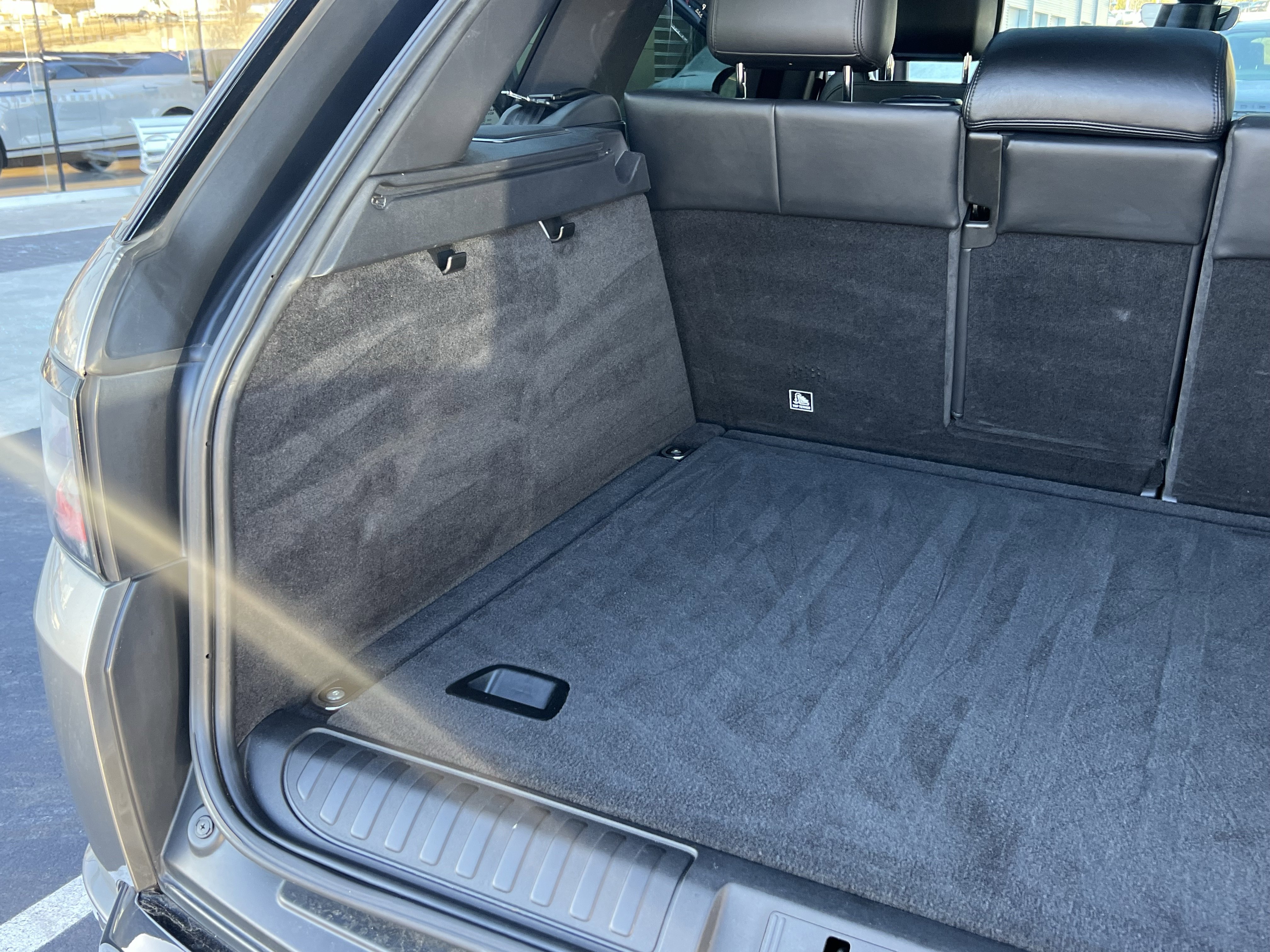 Used 2019 Land Rover Range Rover Sport HSE Dynamic image 36