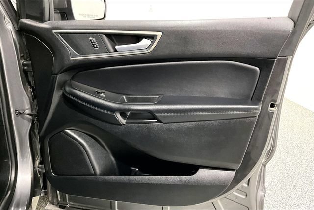 Used 2024 Ford Edge SEL AWD/4WD image 36