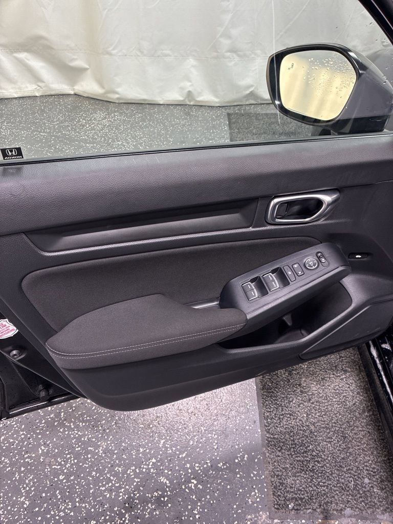 Used 2025 Honda Civic Sport image 11