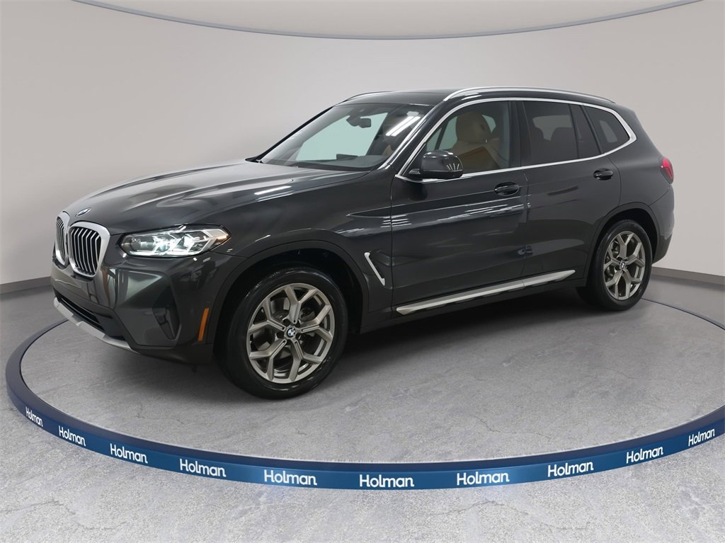 Used 2023 BMW X3 xDrive30i w/ Premium Package image 2
