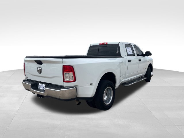 Used 2022 RAM 3500 Tradesman RWD image 9