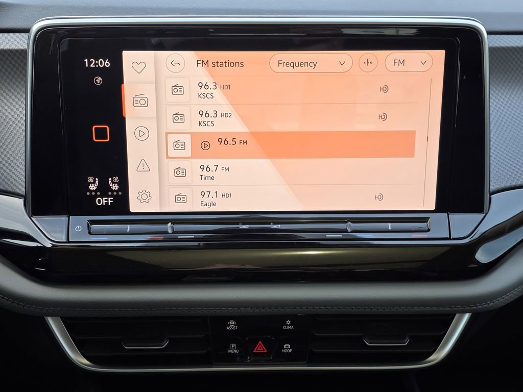 New 2026 Volkswagen Atlas Peak Edition AWD/4WD image 12