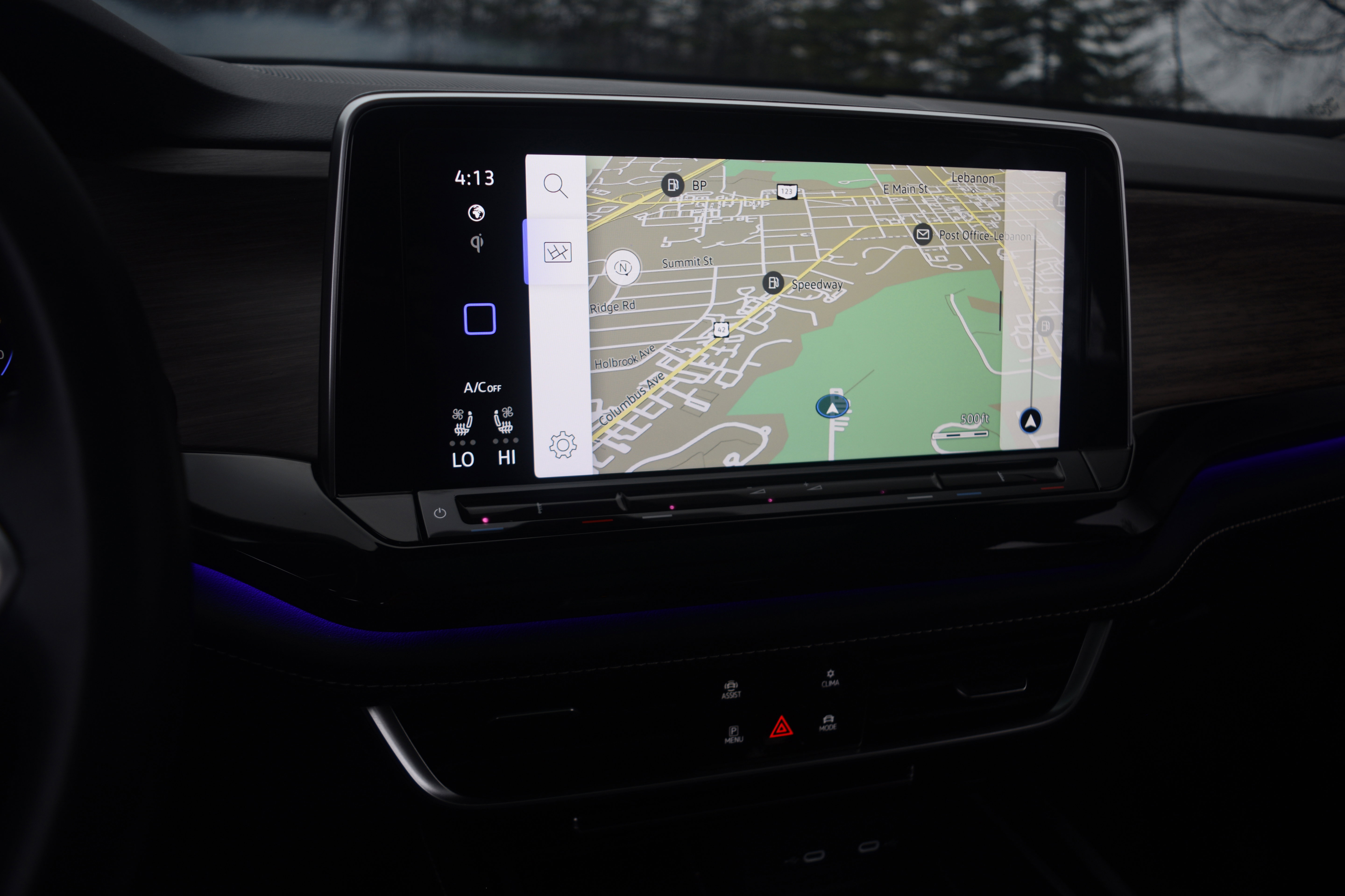 Used 2024 Volkswagen Atlas SEL Premium R-Line image 10