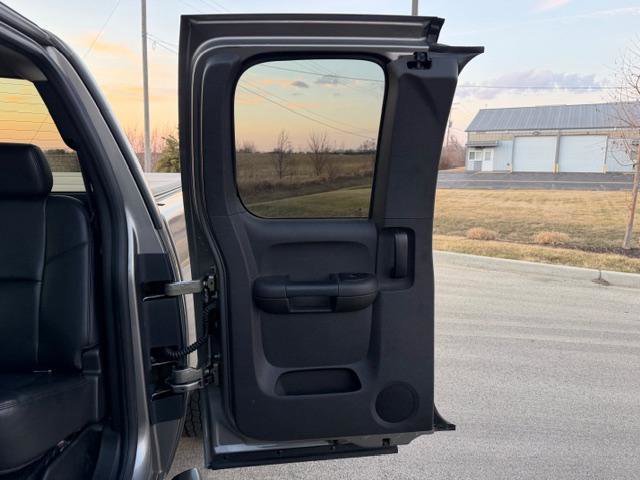 Used 2013 Chevrolet Silverado 2500 LTZ w/ LTZ Plus Package image 24