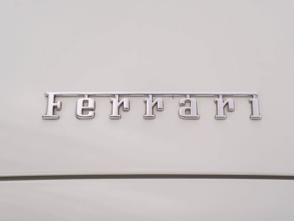Used 2018 Ferrari 488 Spider RWD image 43