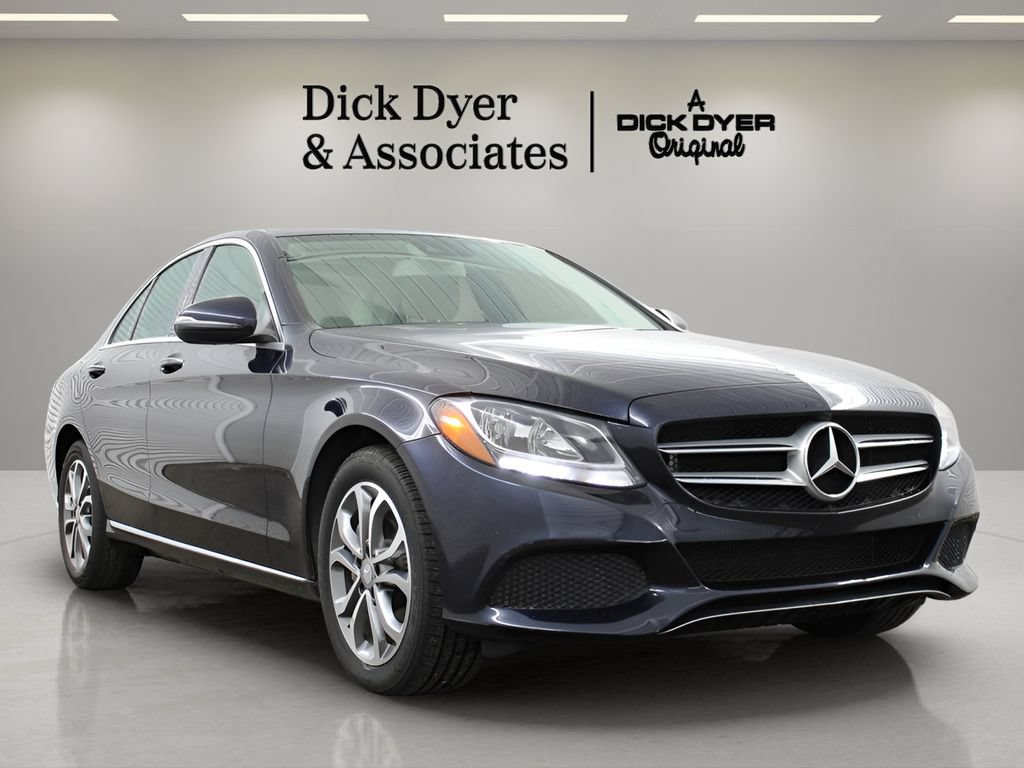 Used 2016 Mercedes-Benz C 300 4MATIC Sedan image 10