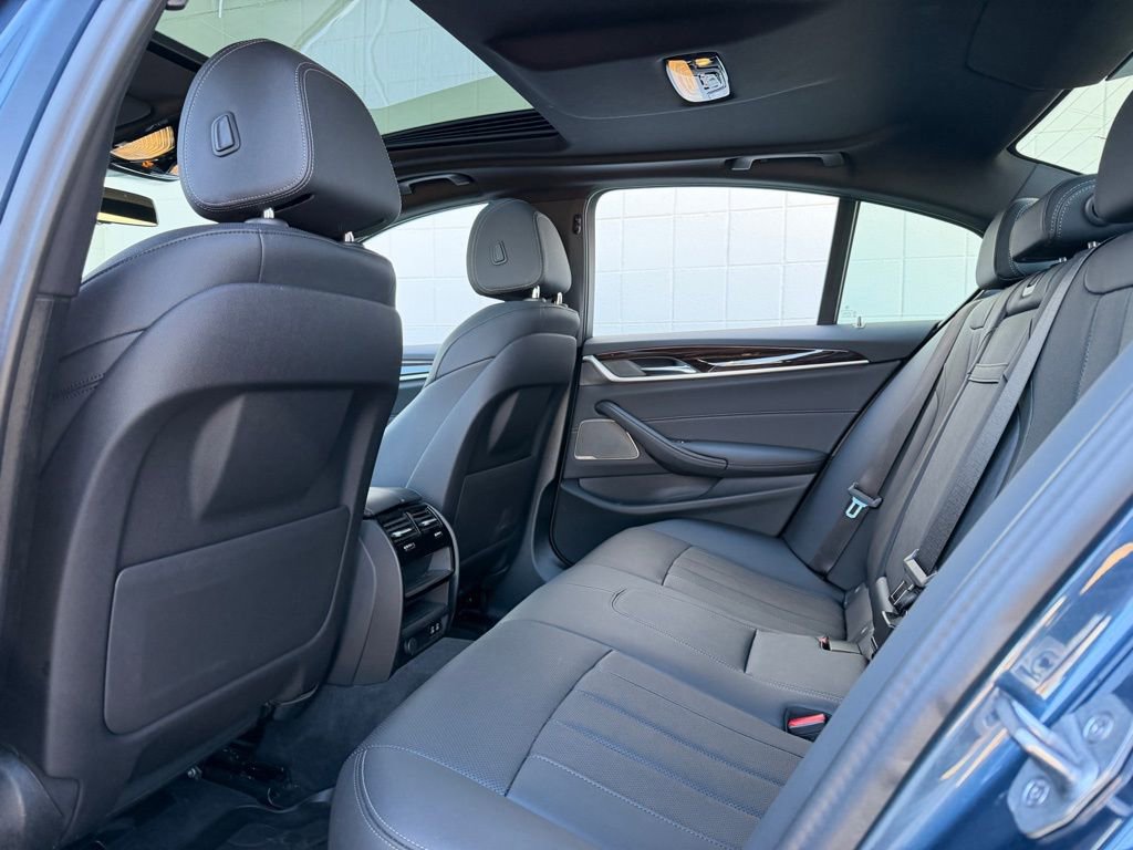 Certified 2023 BMW 530i xDrive w/ Premium Package image 37