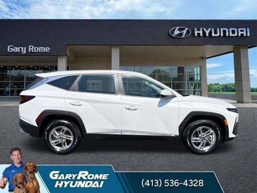 Used 2025 Hyundai Tucson SE AWD/4WD image 12