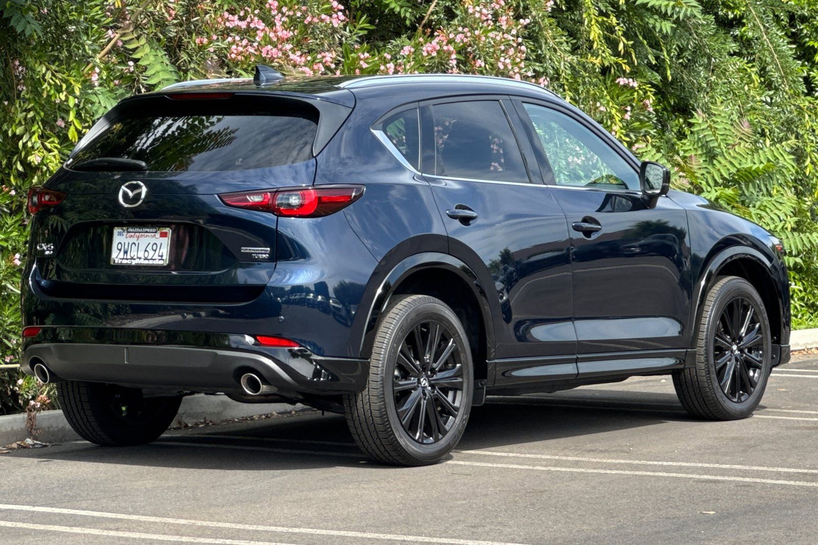 Certified 2025 MAZDA CX-5 2.5 Turbo w/ Premium Package AWD/4WD image 4