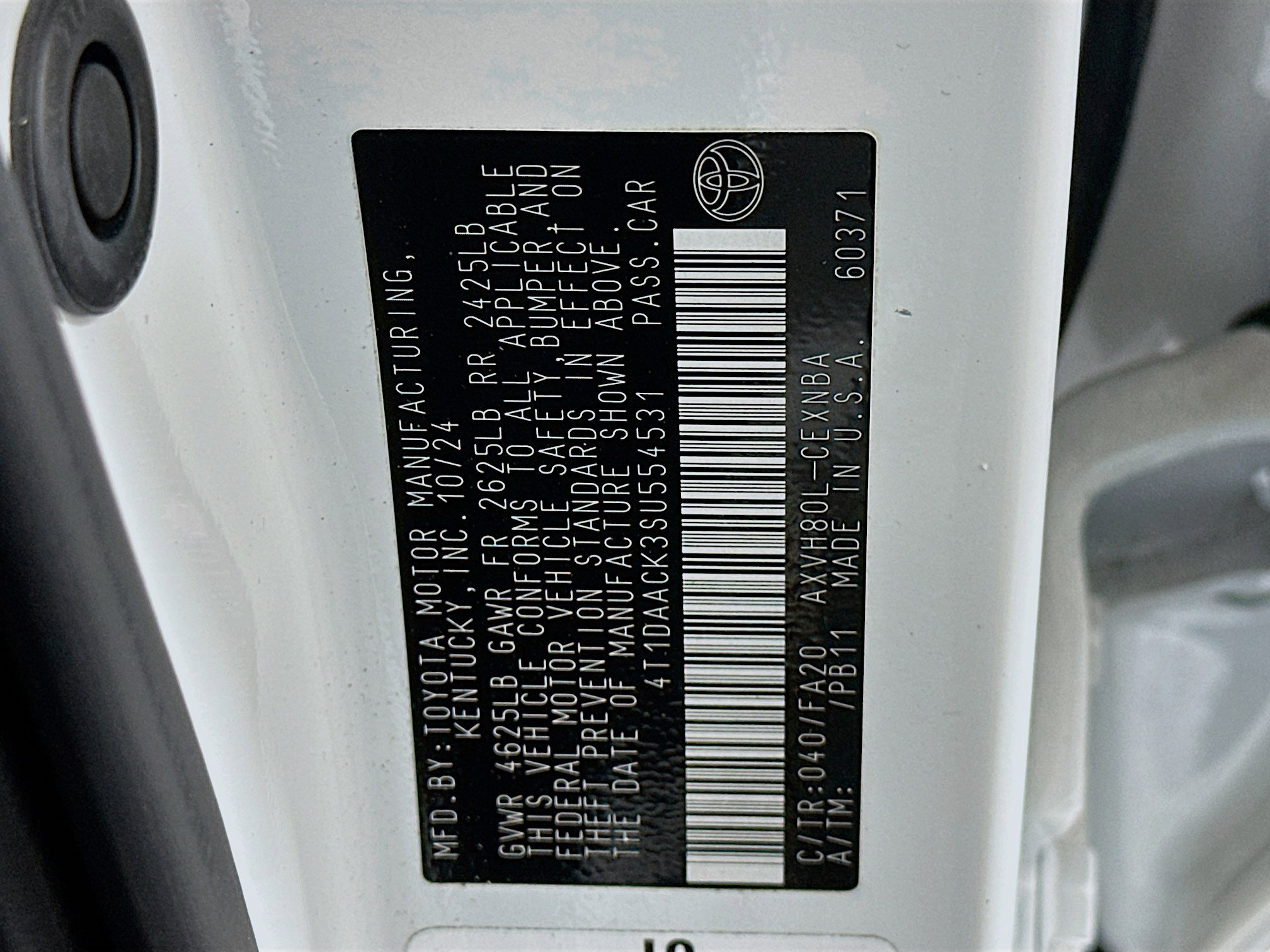 Used 2025 Toyota Camry LE image 12