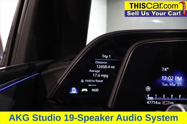 Used 2023 Cadillac Escalade Premium Luxury image 16