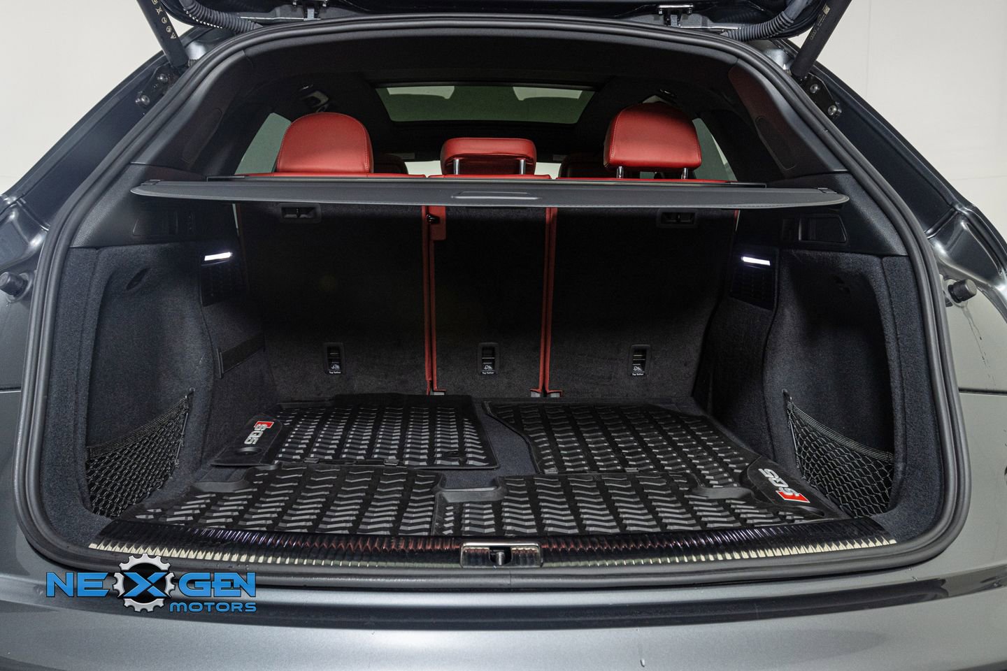 Used 2024 Audi SQ5 Prestige image 48