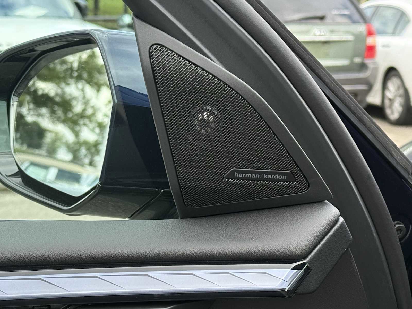 New 2026 BMW X3 xDrive30 w/ Premium Package image 13