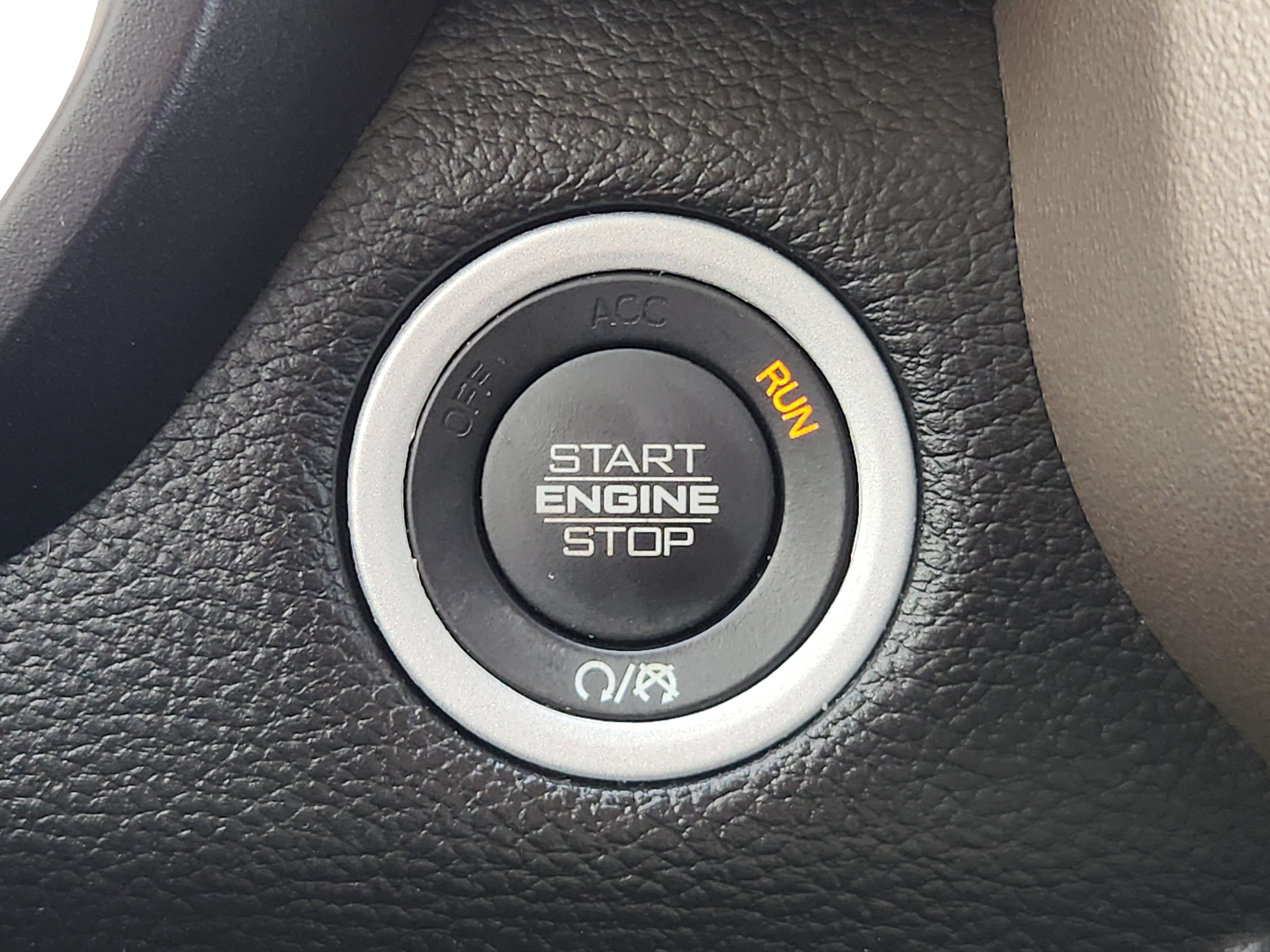 Used 2022 RAM 1500 Laramie AWD/4WD image 25