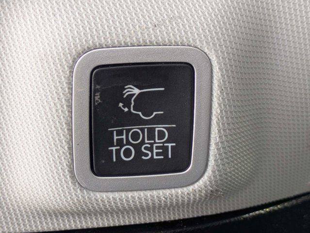 Certified 2022 Jeep Grand Cherokee Limited w/ Luxury Tech Group II RWD image 13