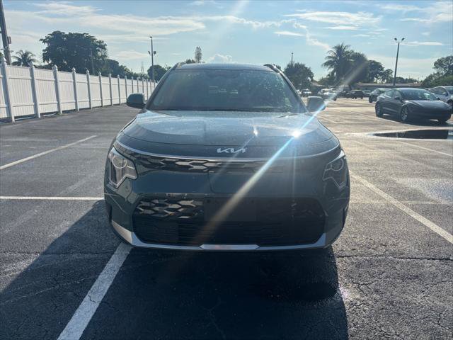 Used 2023 Kia Niro Wind w/ Wind Preserve Package FWD image 11