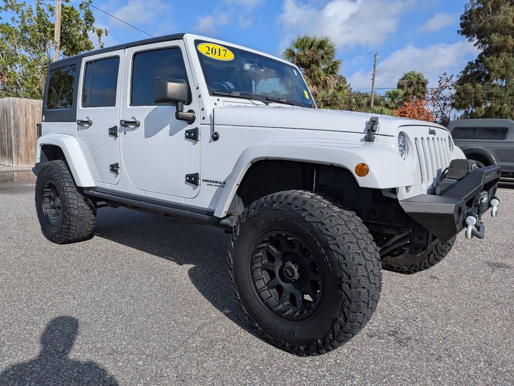 Used 2017 Jeep Wrangler Unlimited Sahara image 4