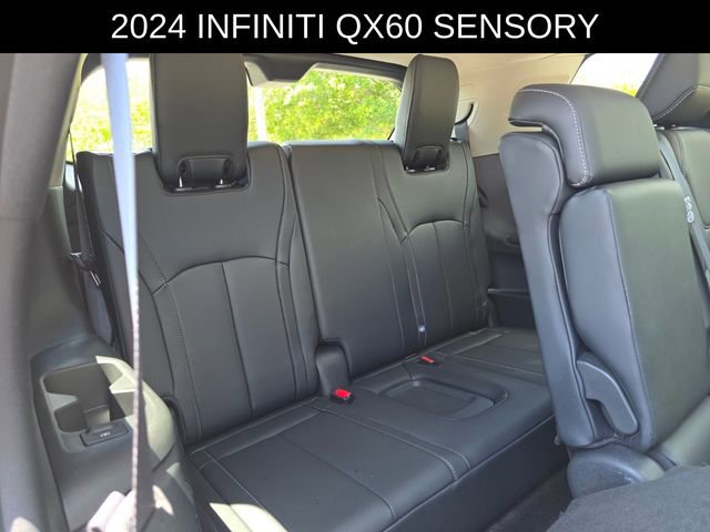 Used 2024 INFINITI QX60 Sensory w/ Vision Package AWD/4WD image 15