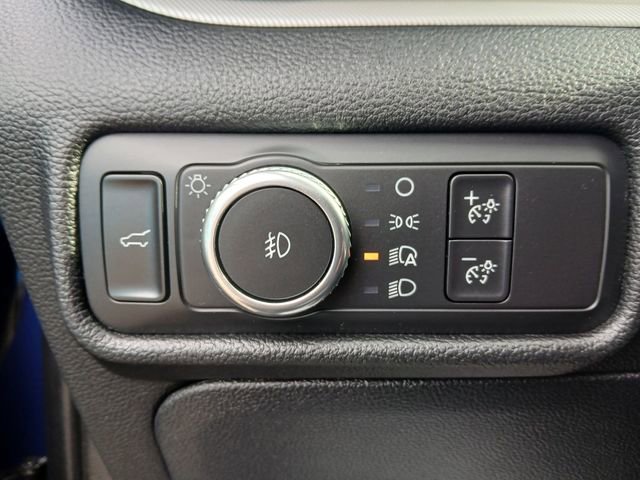 Used 2021 Ford Explorer XLT w/ Equipment Group 202A image 36