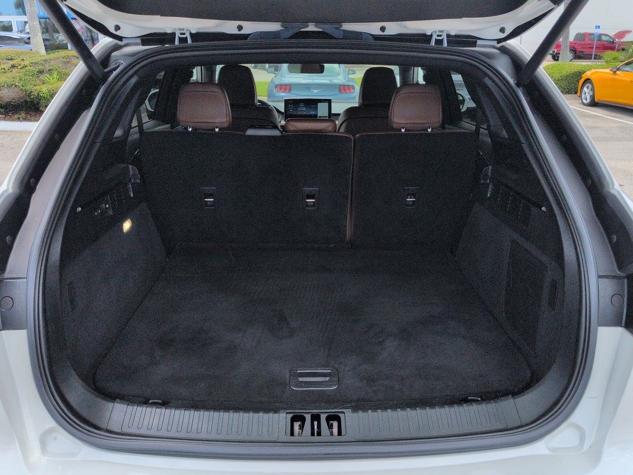 Certified 2023 Lincoln Nautilus Reserve AWD/4WD image 14