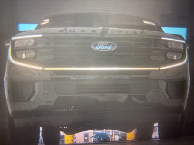 Used 2025 Ford Expedition Max Platinum w/ Stealth Performance Package image 10