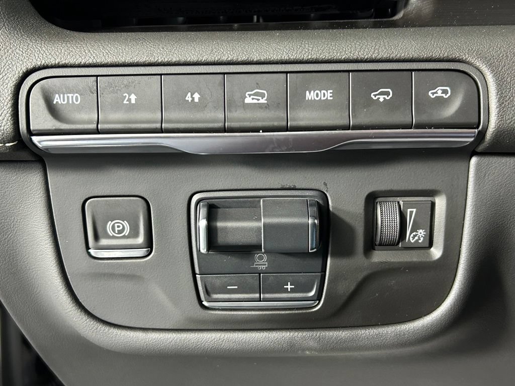 Used 2024 Cadillac Escalade Sport w/ Touring Package AWD/4WD image 34
