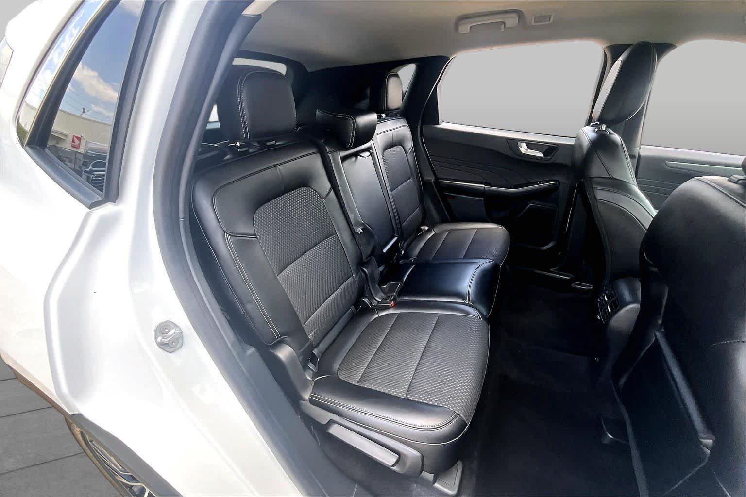 Used 2023 Ford Escape SE FWD image 20