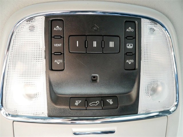 Used 2017 Jeep Grand Cherokee Summit image 24