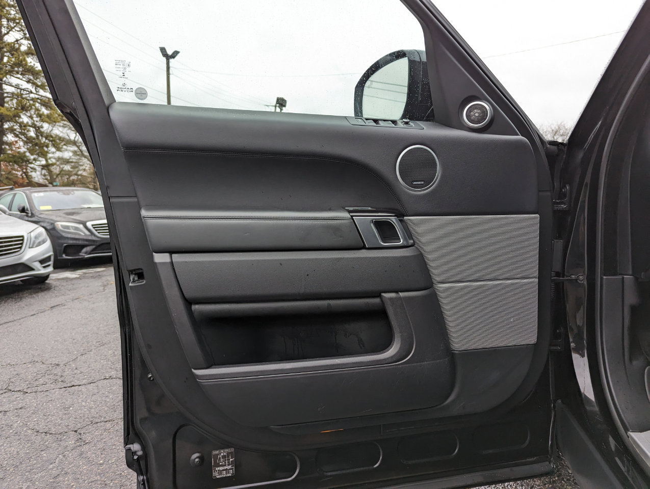 Used 2017 Land Rover Range Rover Sport Supercharged image 11