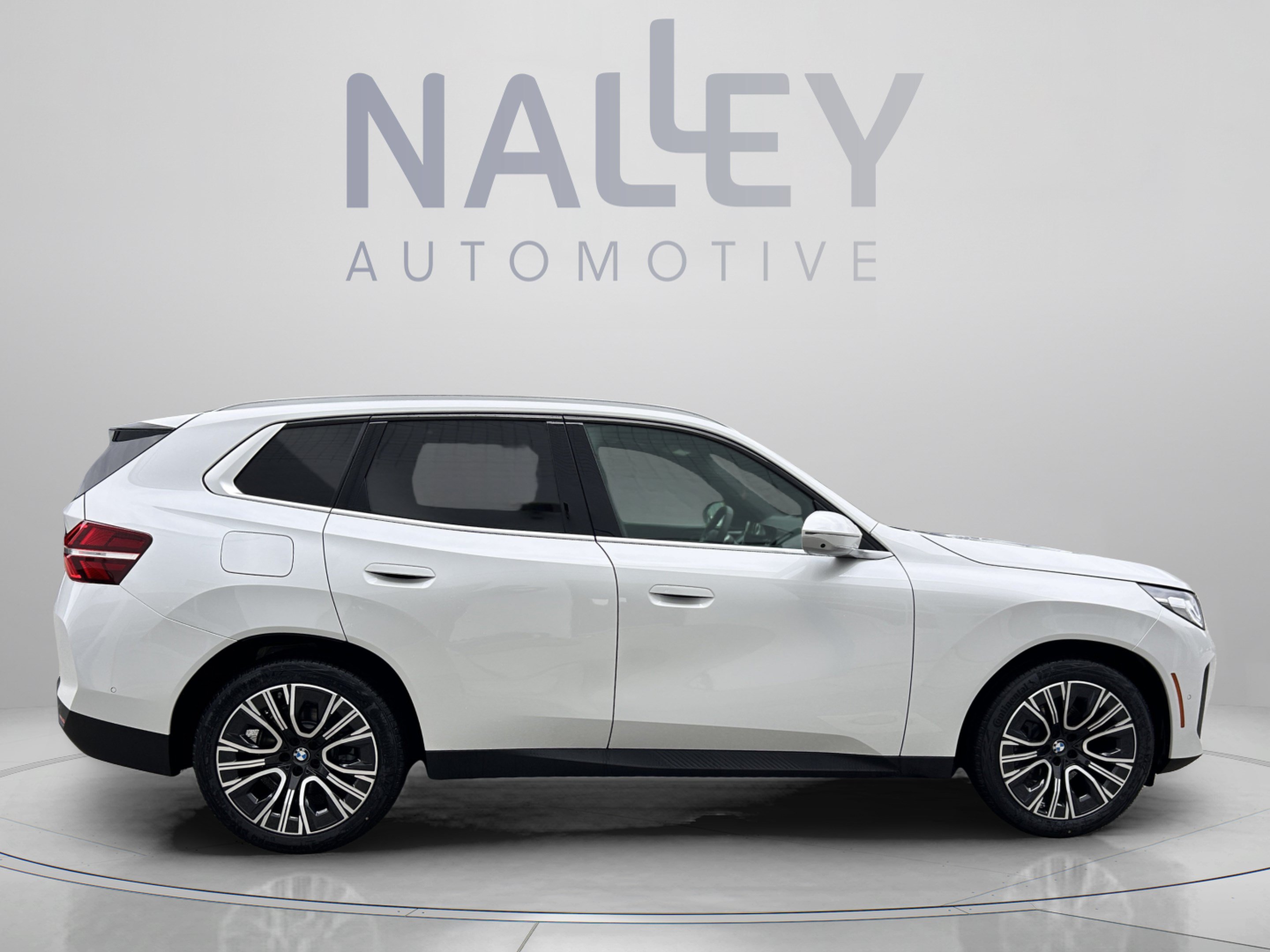 New 2026 BMW X3 xDrive30i w/ Premium Package AWD/4WD image 4
