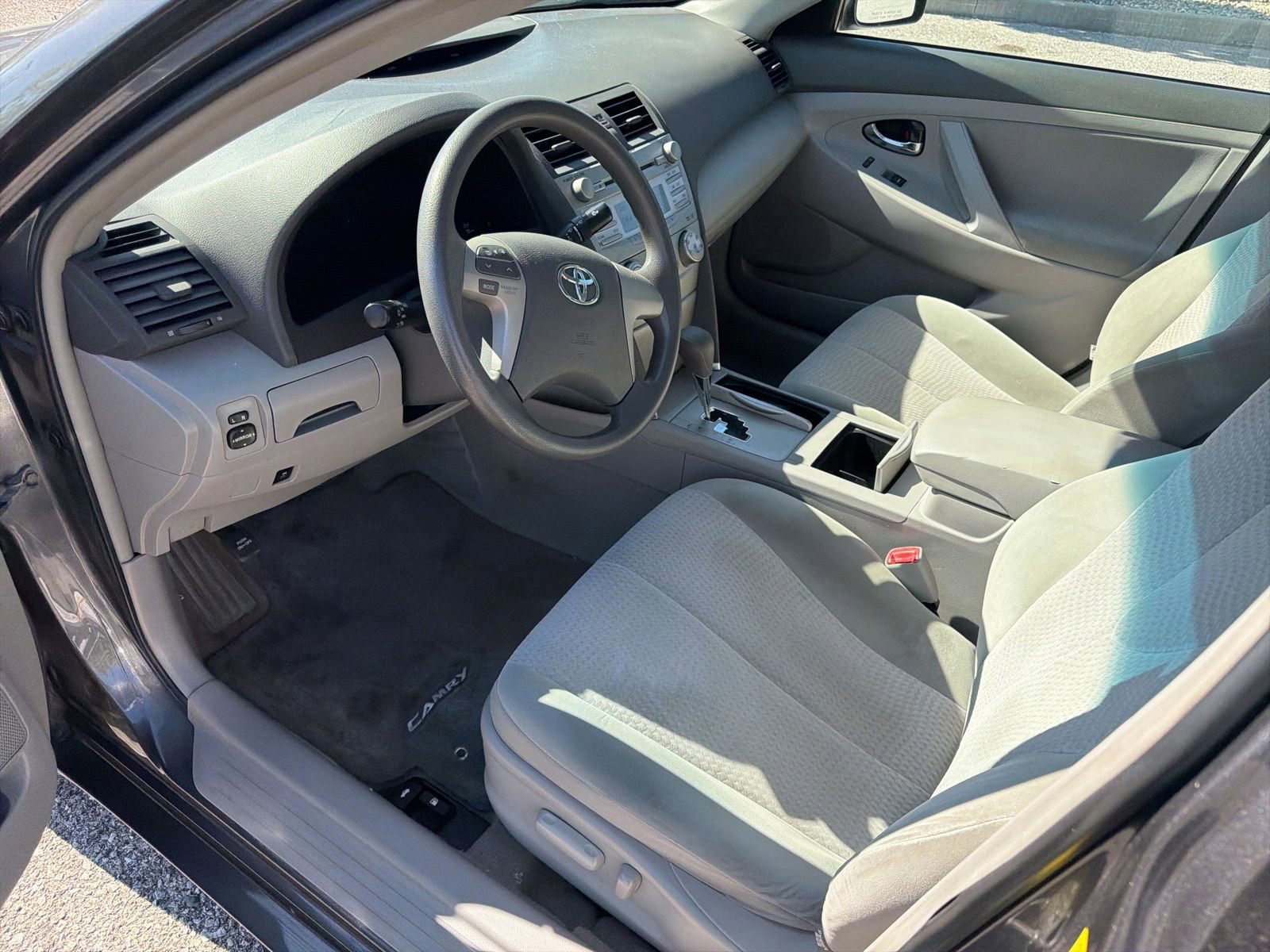 Used 2011 Toyota Camry LE w/ LE Extra-Value Pkg FWD image 13
