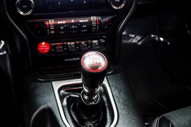Used 2017 Ford Mustang Shelby GT350 image 18