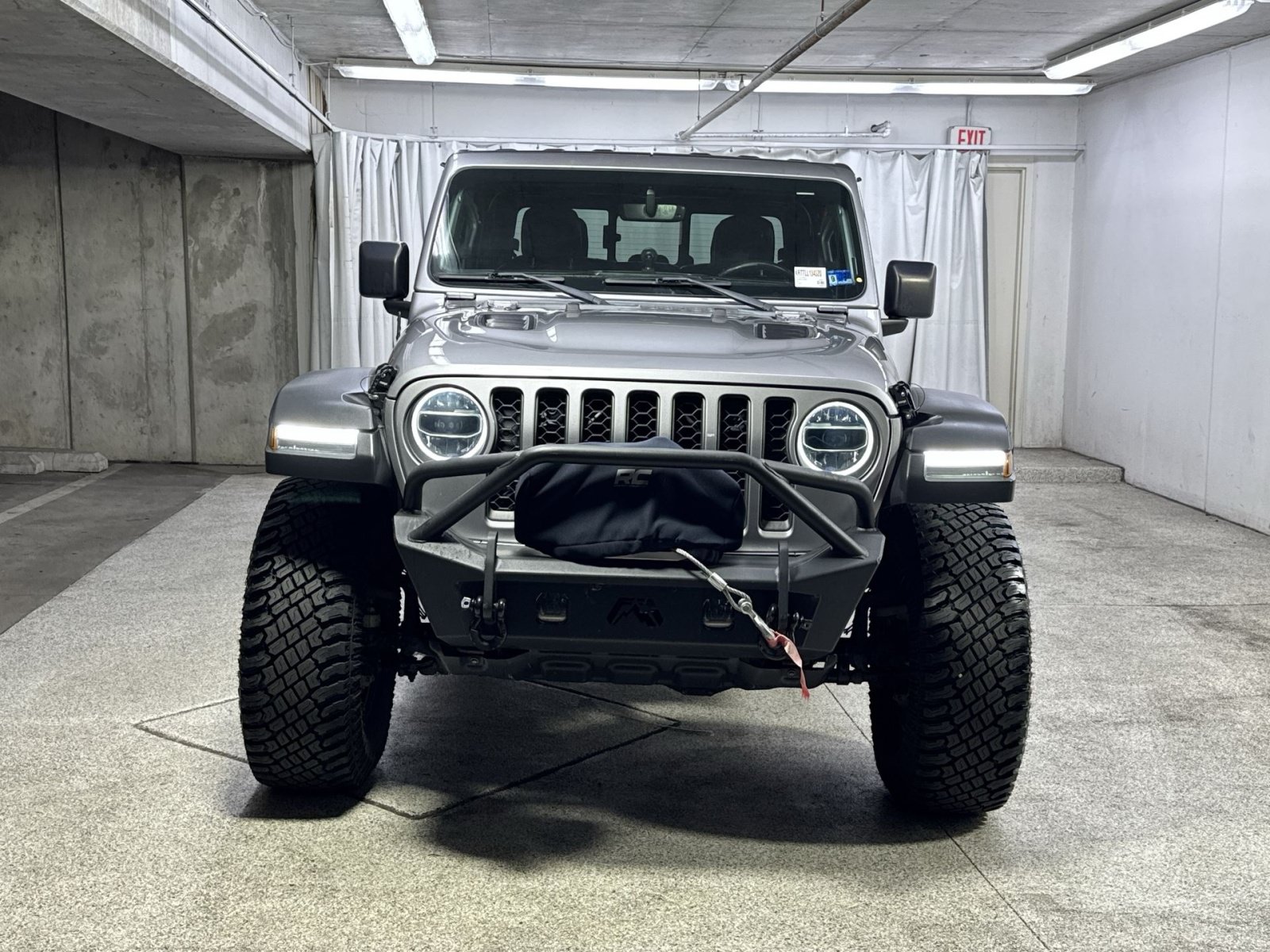 Used 2020 Jeep Gladiator Rubicon AWD/4WD image 23