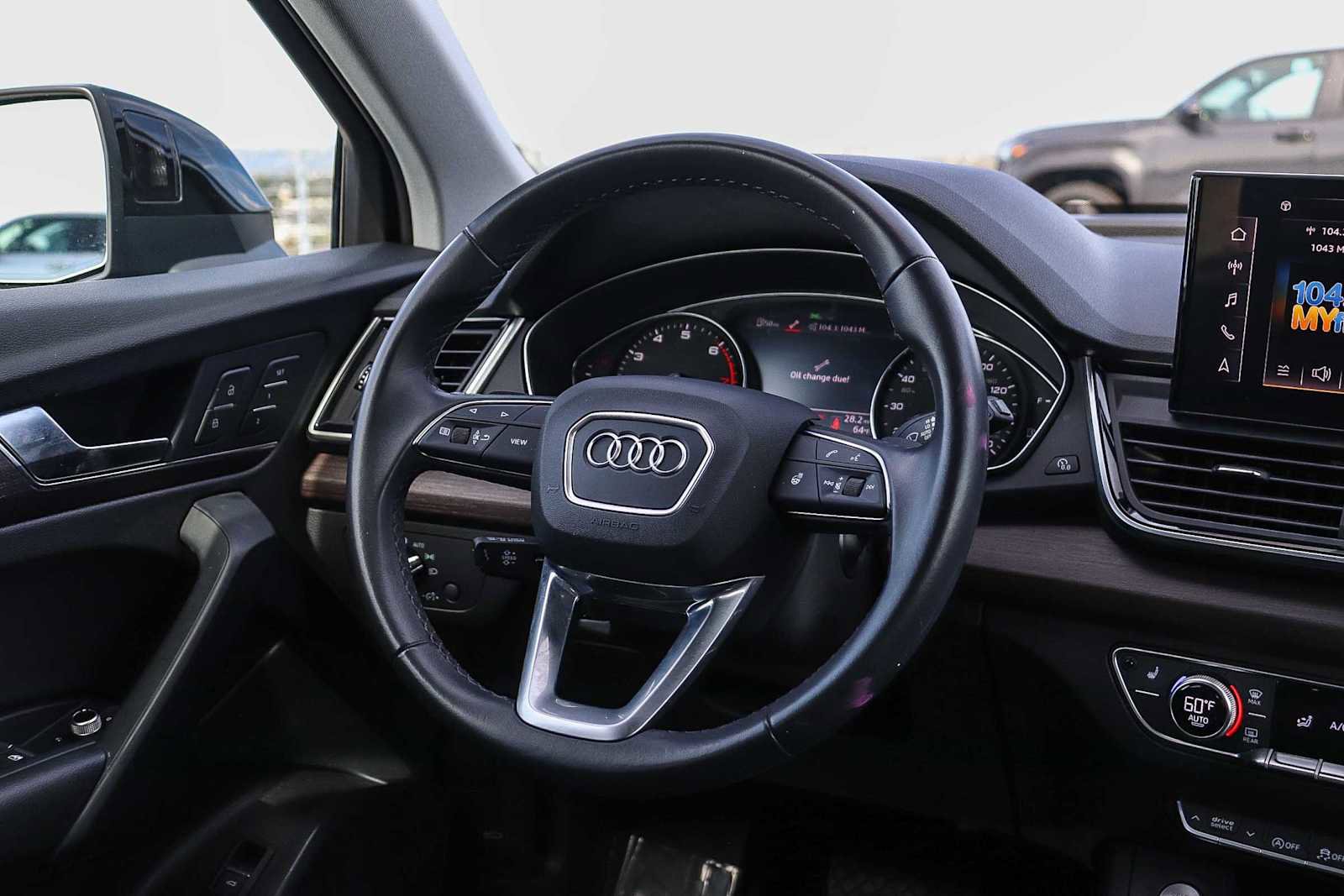 Used 2023 Audi Q5 2.0T Premium w/ Convenience Package AWD/4WD image 22
