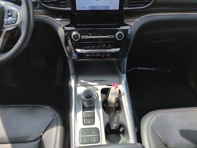 Used 2023 Ford Explorer Limited w/ Equipment Group 301A image 23