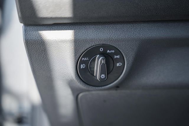 Used 2020 Volkswagen Jetta R-Line image 38