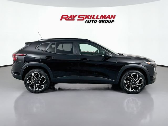 Used 2024 Chevrolet Trax RS w/ Driver Confidence Package FWD image 8