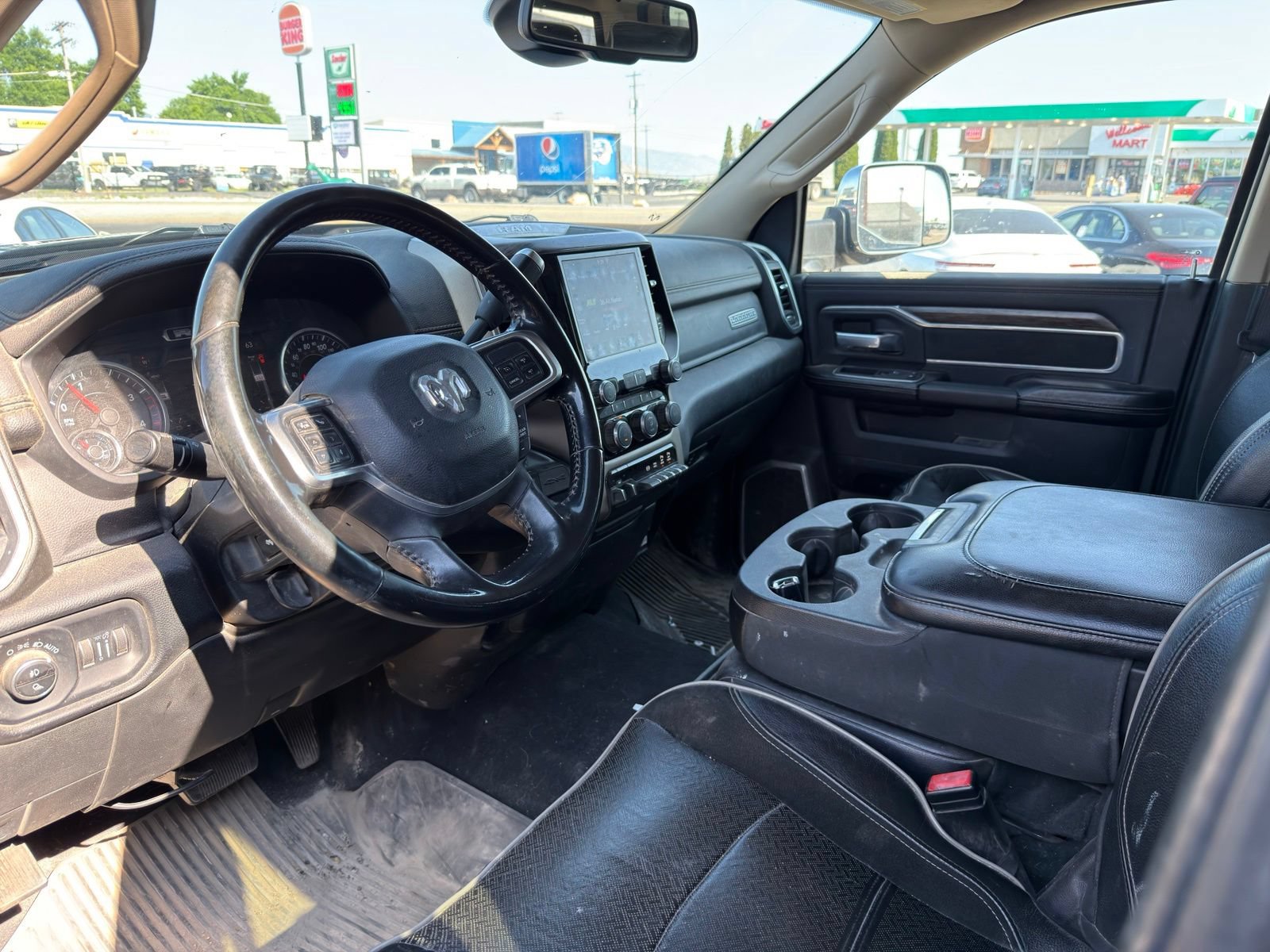 Used 2020 RAM 3500 Laramie AWD/4WD image 9